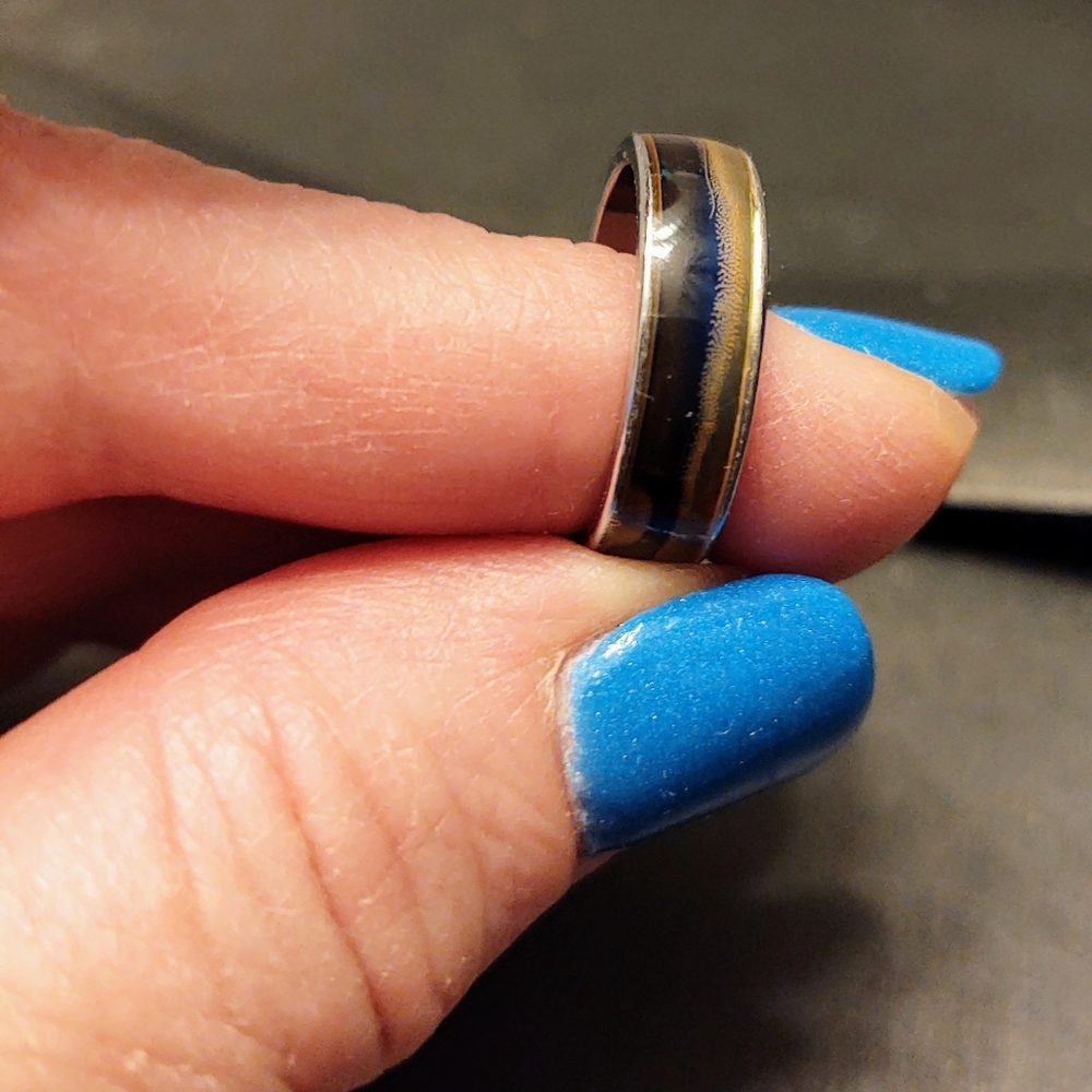 VTG Silver ?How to Describe the Colors? Band Ring